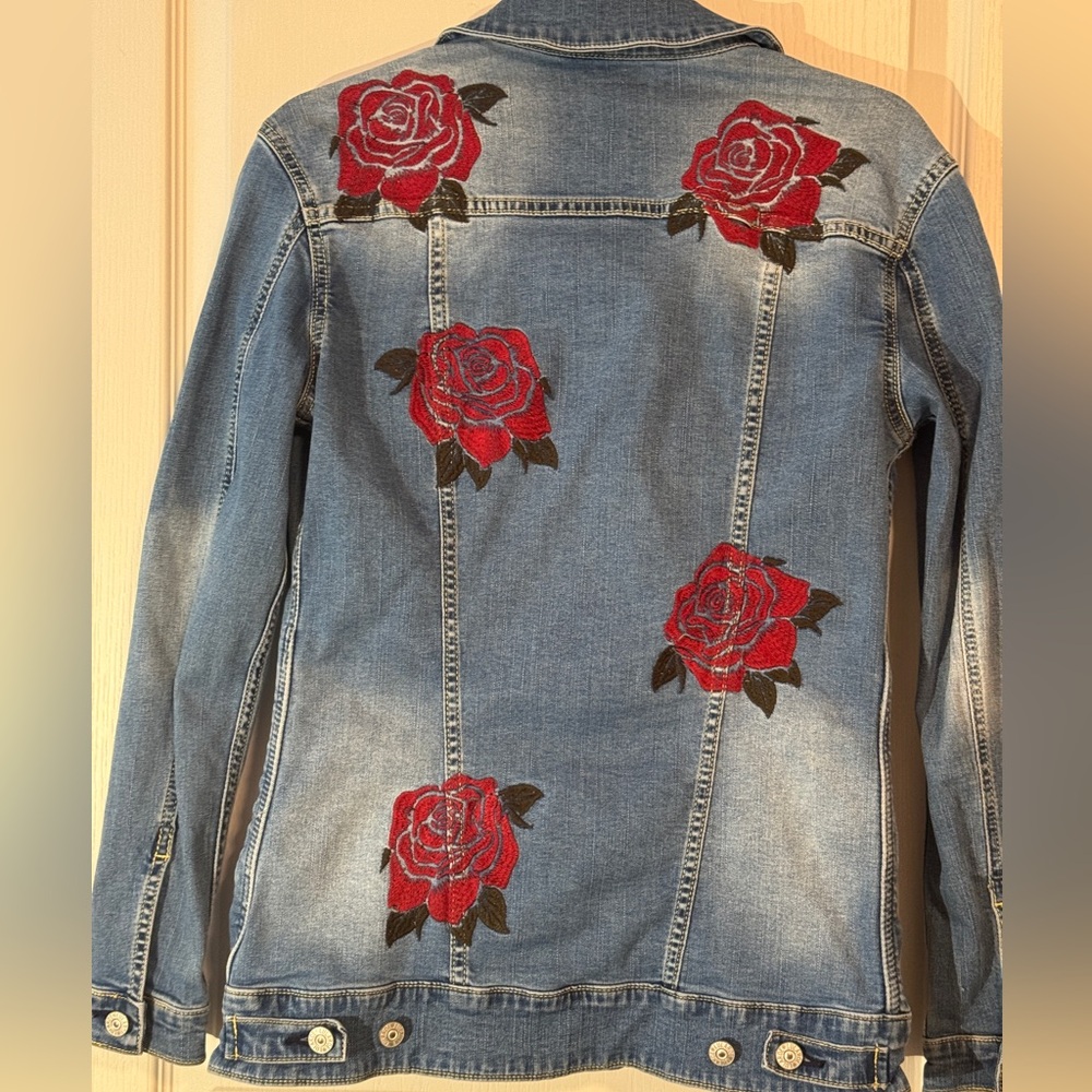 LuLaRoe Jaxon Rose Embroidered Stretch Denim Jean Jacket - Picture 5 of 9